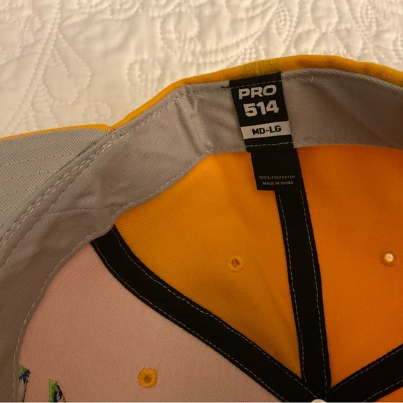 Cincinnati Reds hat - Picture 6 of 7